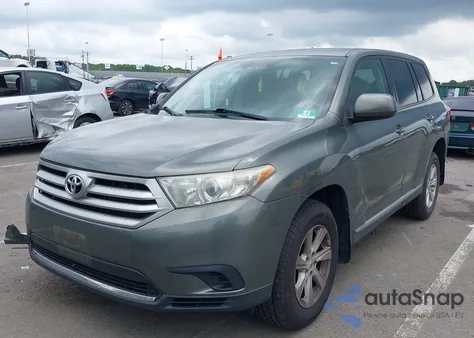 2013 Toyota Highlander Base V6 z USA, uszkodzony, nr VIN 5TDBK3EH2DS178420